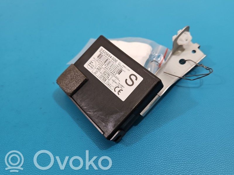 Toyota Corolla E160 E170 Korin keskiosan ohjainlaite 