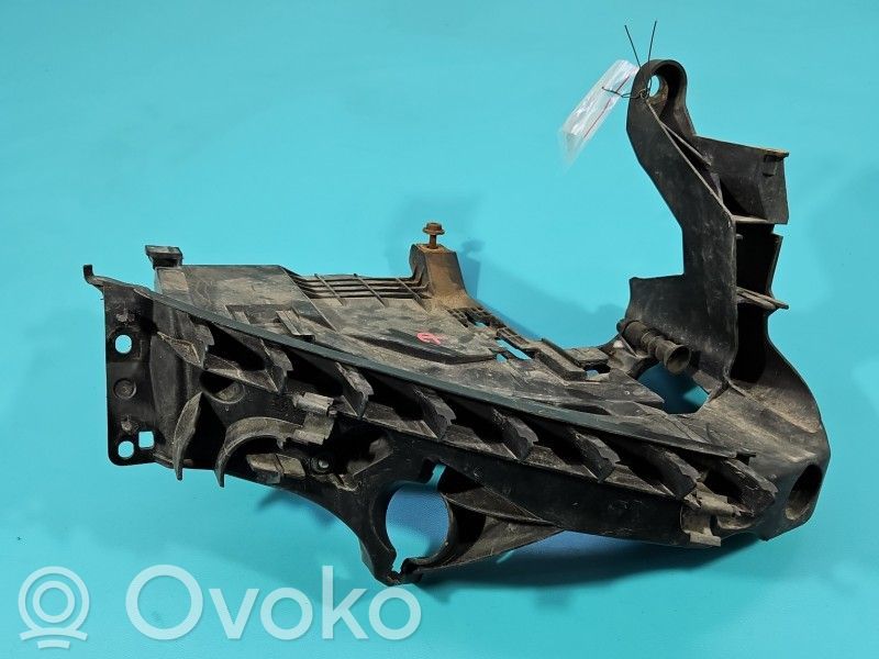 Audi A5 8T 8F Support phare frontale 