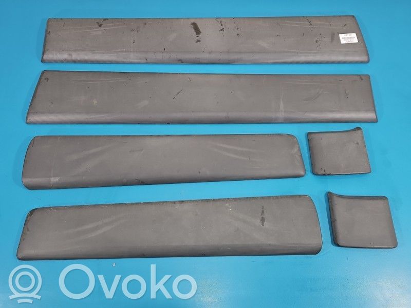 Renault Trafic II (X83) Rivestimento del sottoporta delle minigonne laterali 