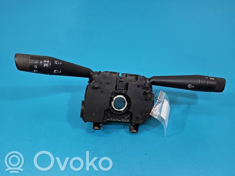 Peugeot Bipper Bouton interrupteur de commande d'essuie-glace de phare 