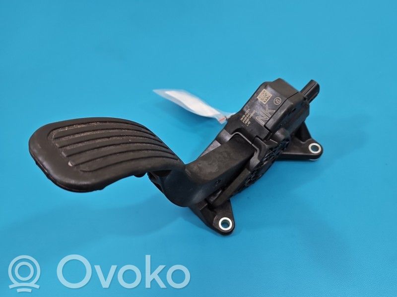 Toyota Corolla E210 E21 Pedal del acelerador 