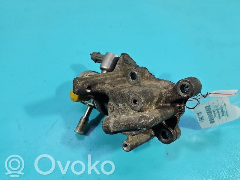 Ford Mondeo MK IV Polttoainesäiliön pumppu 