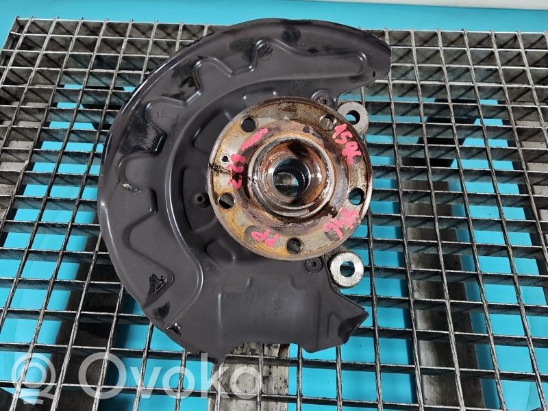 Volkswagen Golf VII Fuso a snodo con mozzo ruota anteriore 