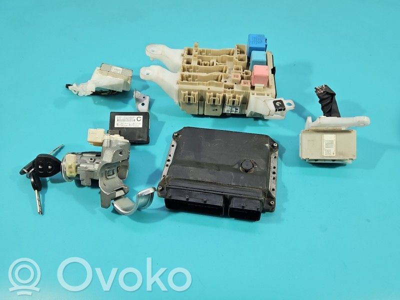 Komputer / Sterownik ECU silnika   8966102W31,IMPRK1587244