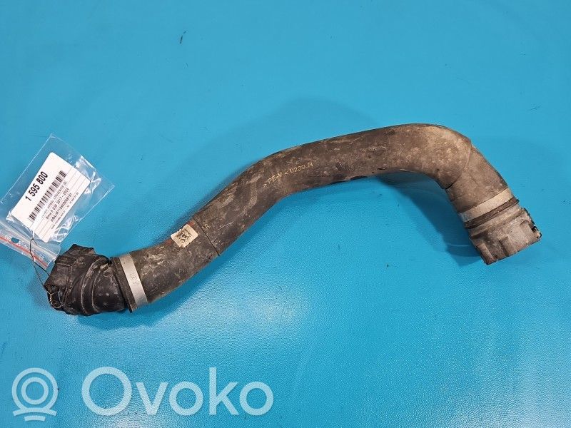 BMW 5 G30 G31 G38 Tubo flessibile del liquido di raffreddamento del motore 