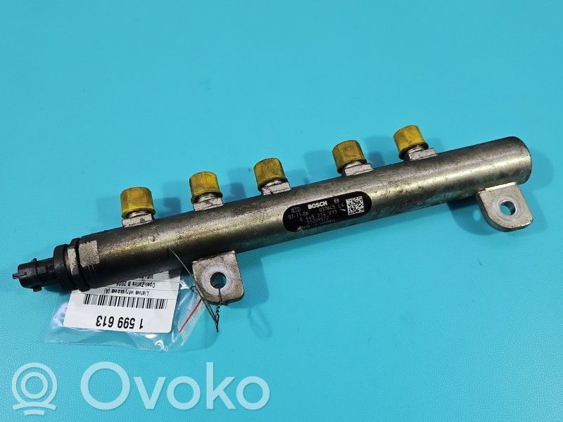 Opel Zafira B Rampă alimentare injectoare 