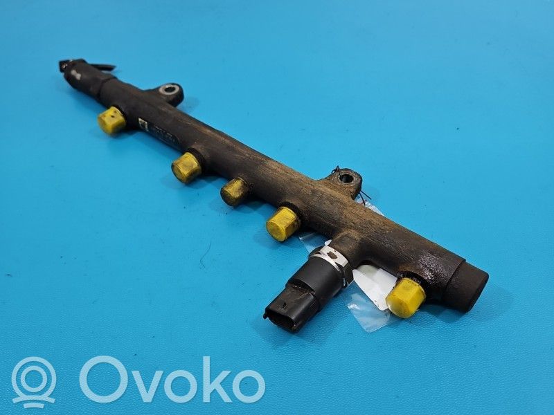 Opel Vivaro Rampă alimentare injectoare 
