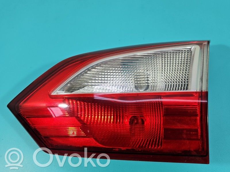 Ford C-MAX II Takaluukun takavalot 