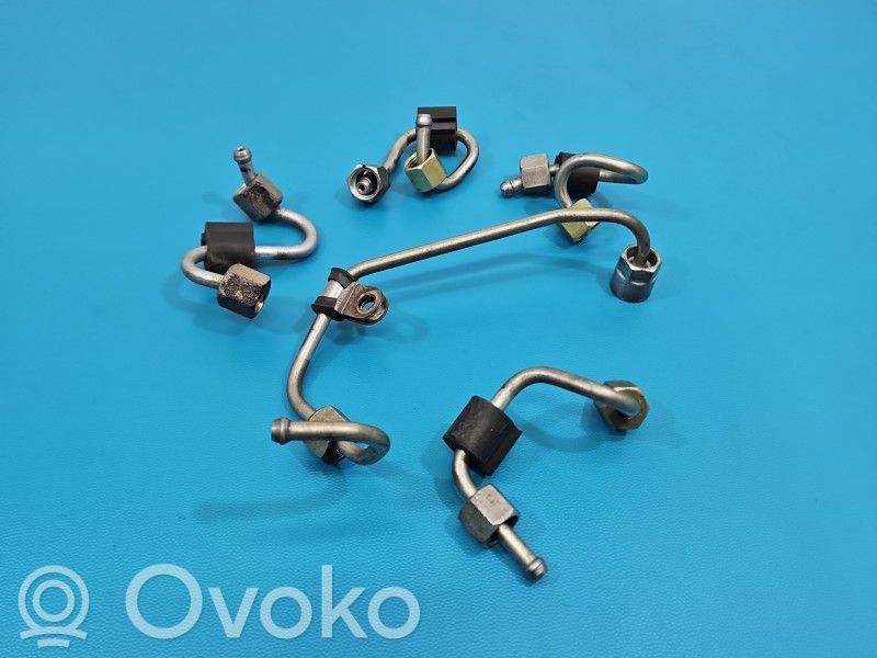 Audi A4 S4 B9 8W Conductă alimentare combustibil 