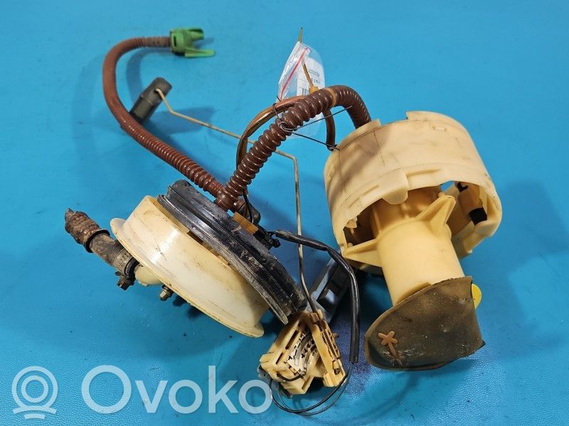Volkswagen PASSAT B5.5 Pompă combustibil în rezervor 