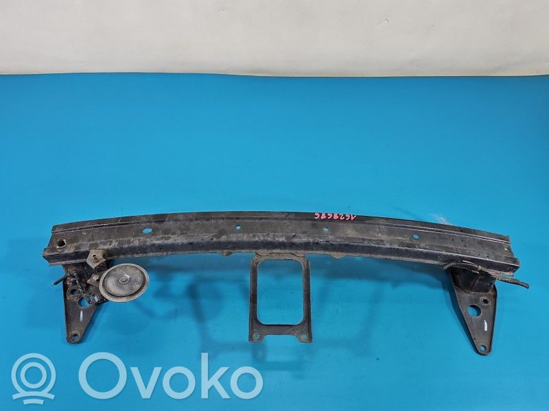 Hyundai i20 (PB PBT) Priekšpusē bampera sastiprinājums