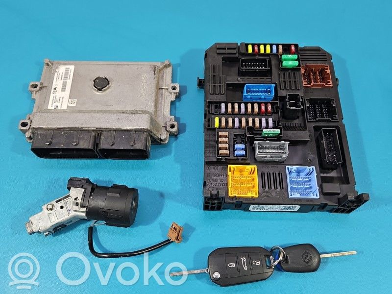 Opel Corsa F Motorsteuergerät ECU
