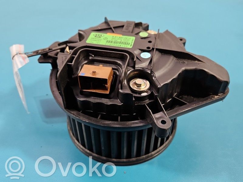 Audi A4 S4 B6 8E 8H Heizungslüfter 