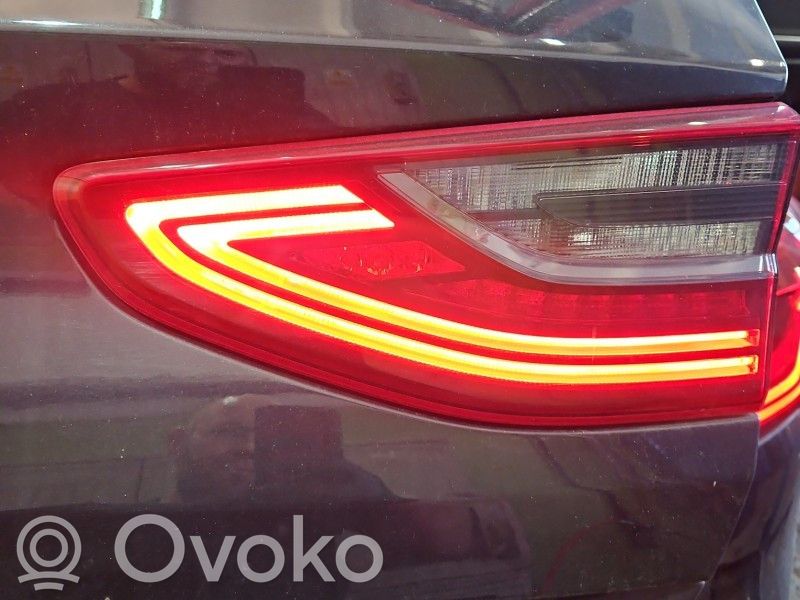 KIA Ceed Tailgate rear/tail lights 