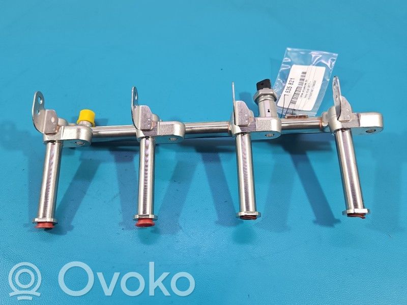 Volvo XC40 Polttoainepääputki