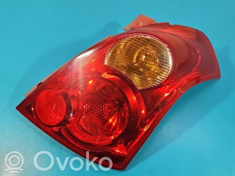 Suzuki Swift I Lampă spate în caroserie 
