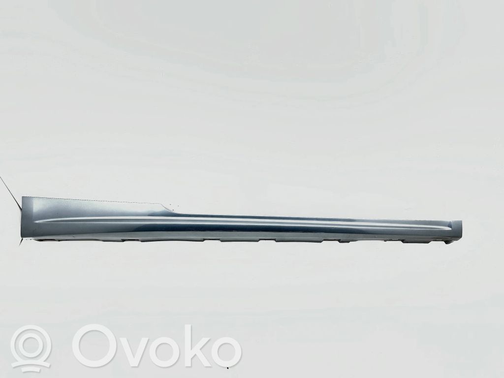 Audi A5 Slenkstis 