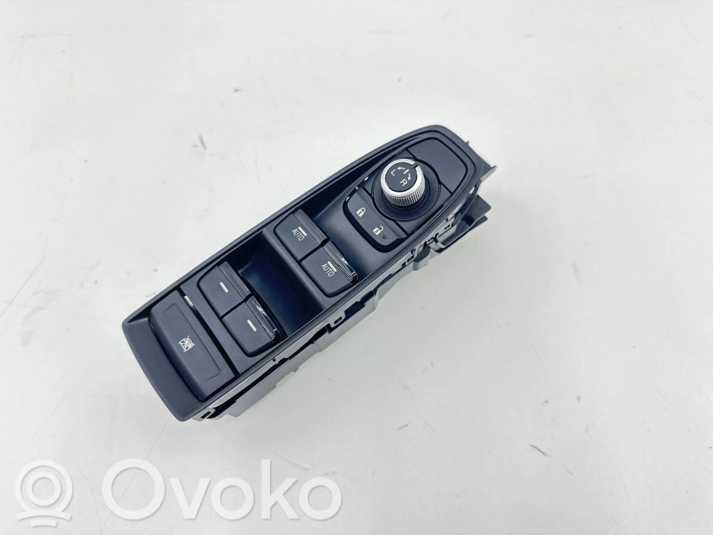 Subaru Outback (BT) Przyciski szyb 