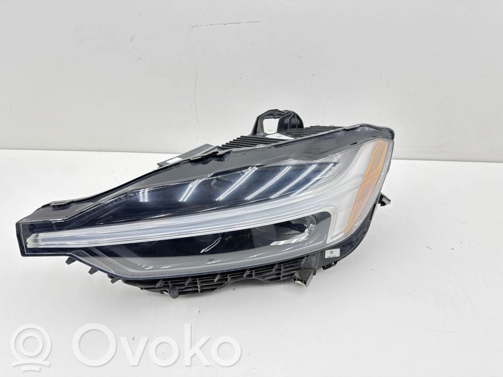 Volvo XC60 Phare frontale 