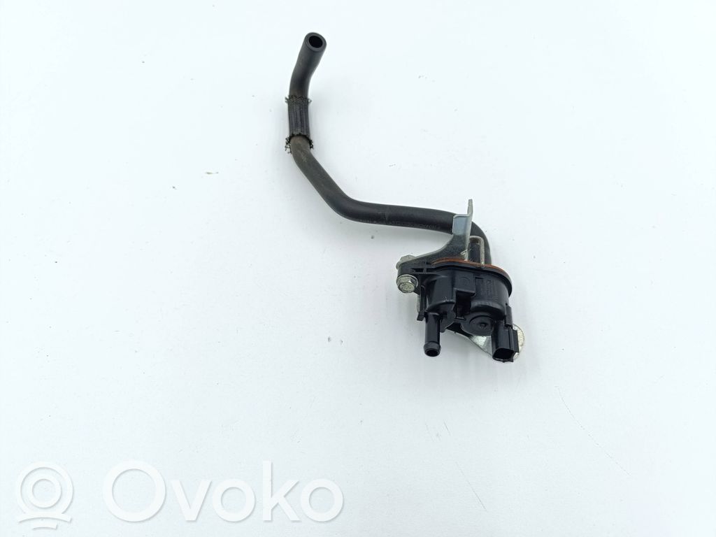 Subaru Forester SK Vacuum valve 