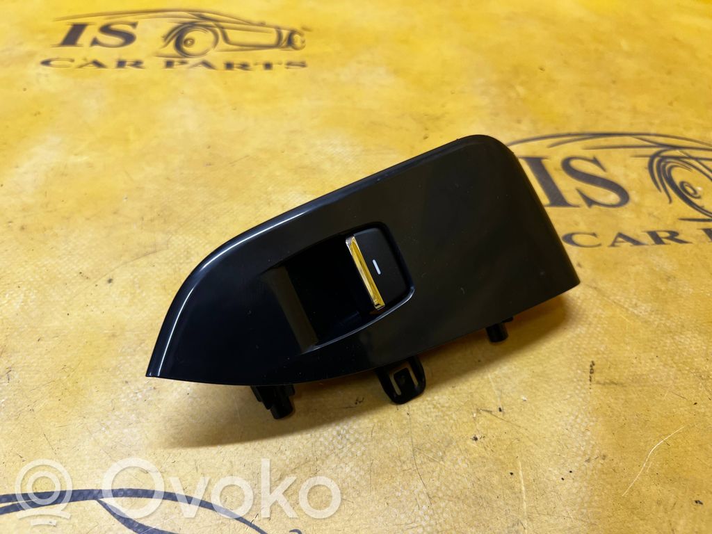 Electric window control switch   83071FN300
