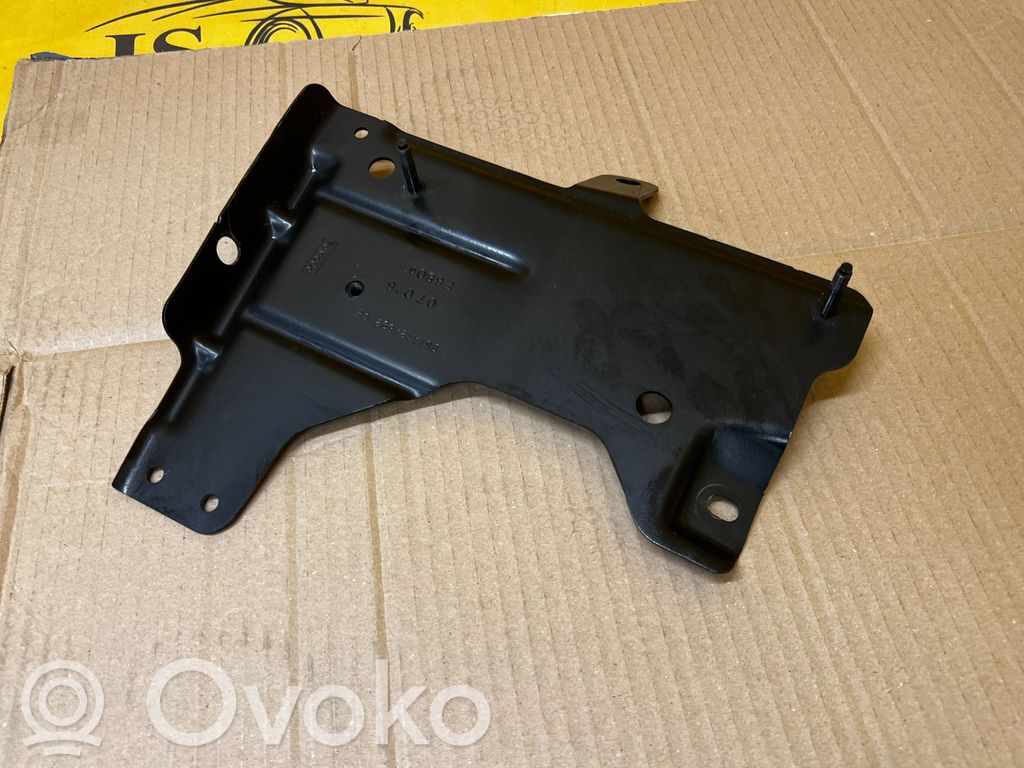 Ford Fusion II Engine control unit holder 