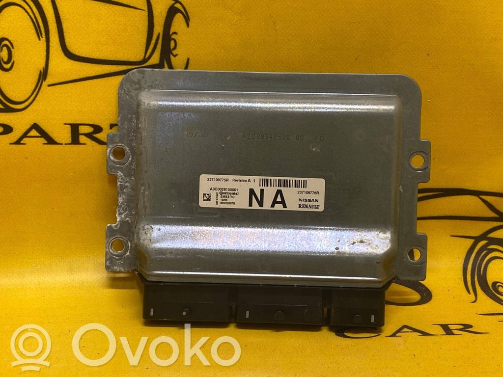 Dacia Sandero II Engine control unit/module 