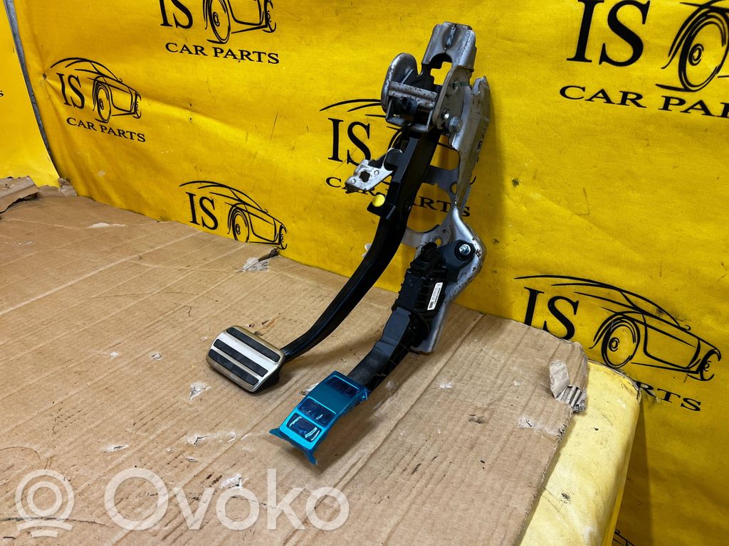 Ford Kuga III Pedal assembly 