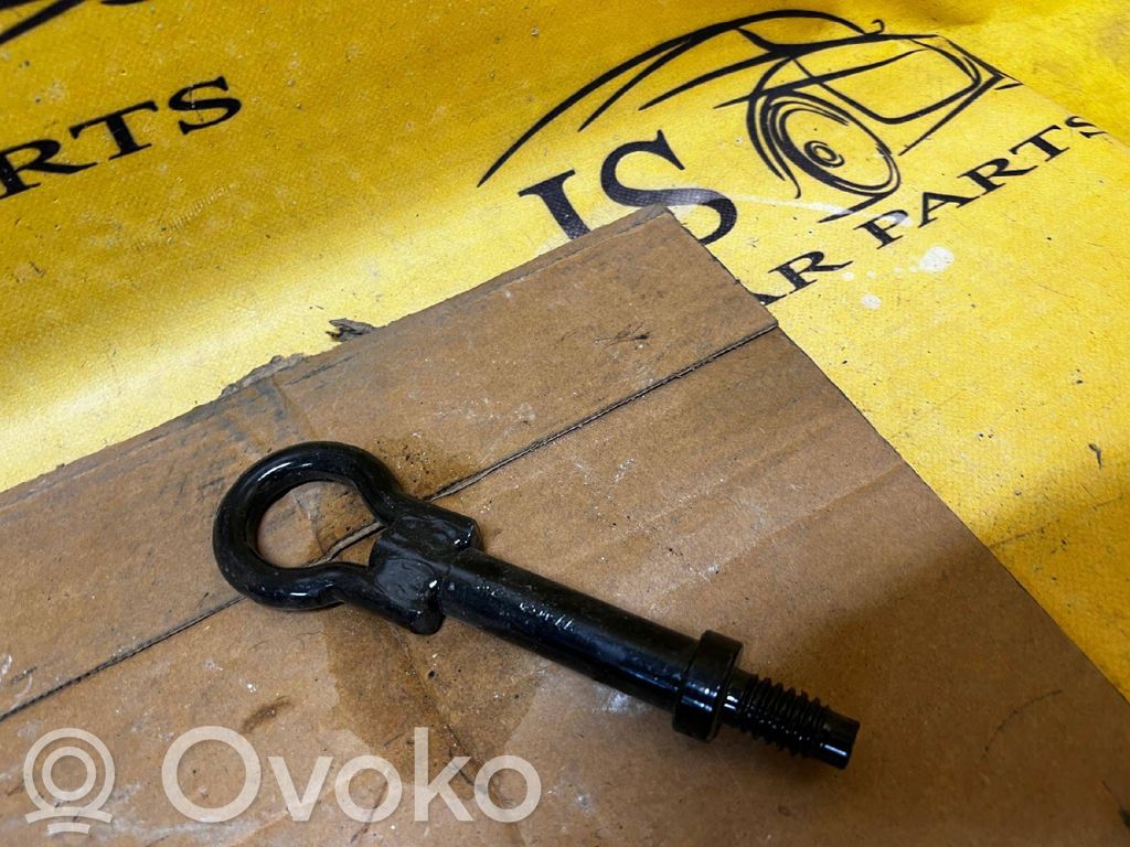 Ford Kuga III Anillo de remolque 