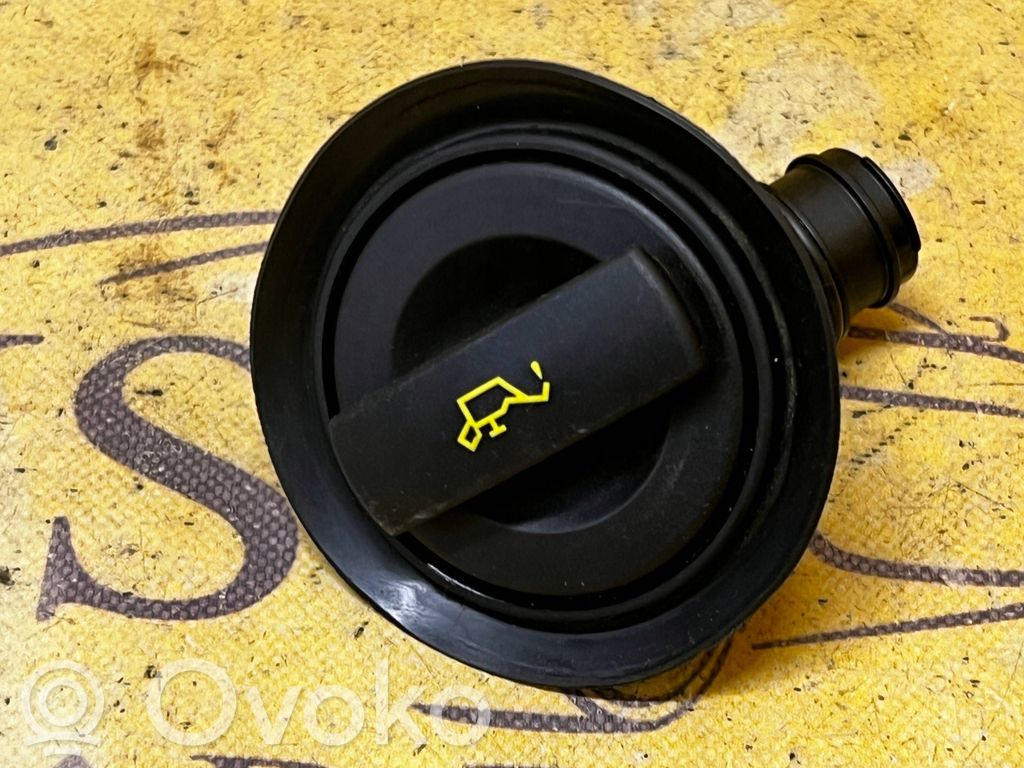 Porsche Cayenne (92A) Öljysäiliön täyttöaukon korkki 