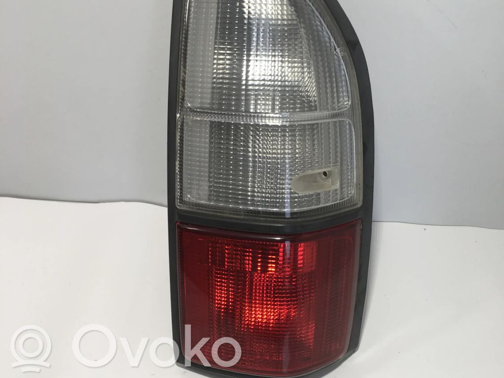 Toyota Land Cruiser (HDJ90) Rear/tail lights 