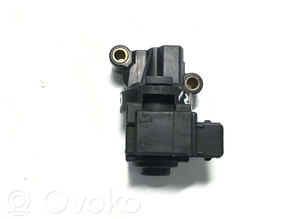 Opel Frontera B Brīvgaitas vārsts (regulators) 