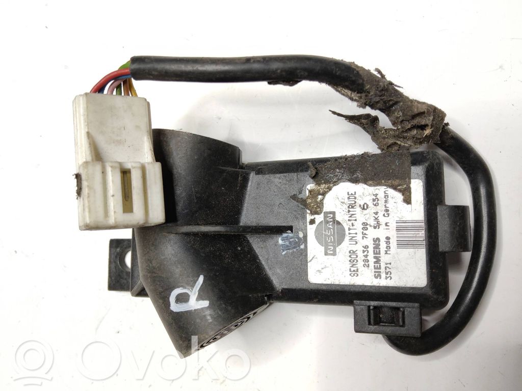 Nissan Terrano Alarm control unit/module 