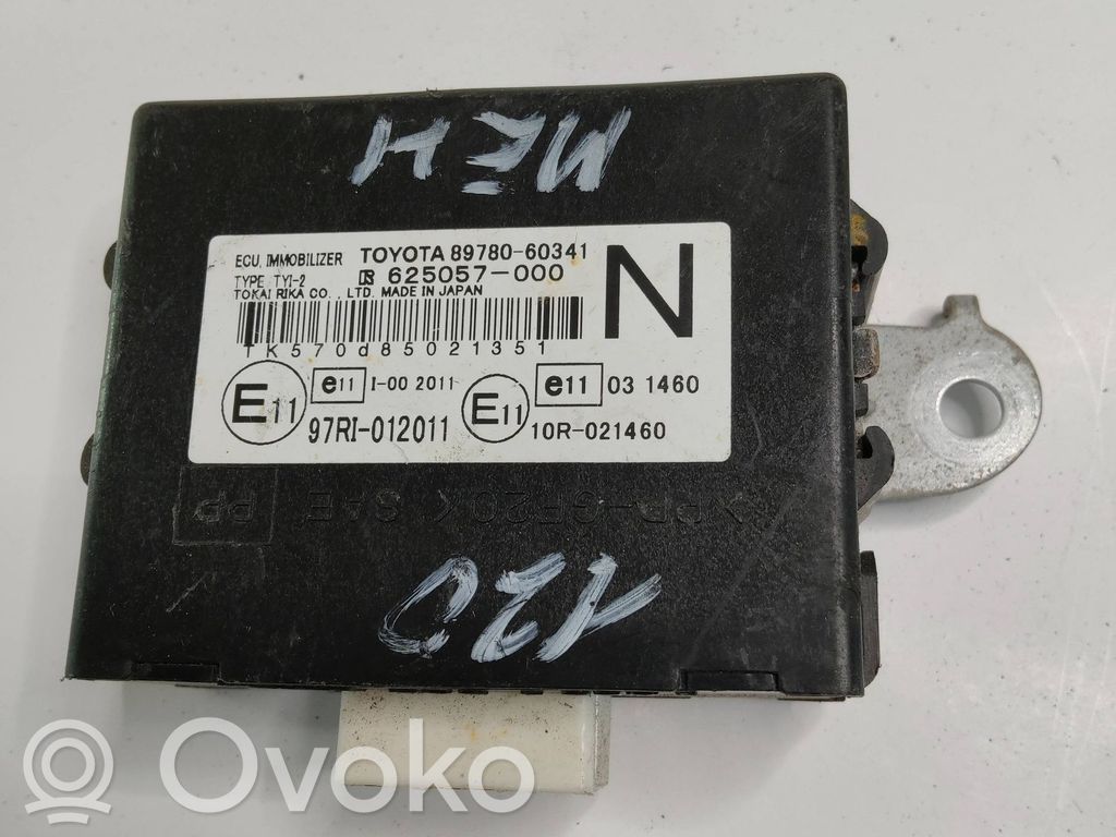 Toyota Land Cruiser (J120) Alte unități/module de control 