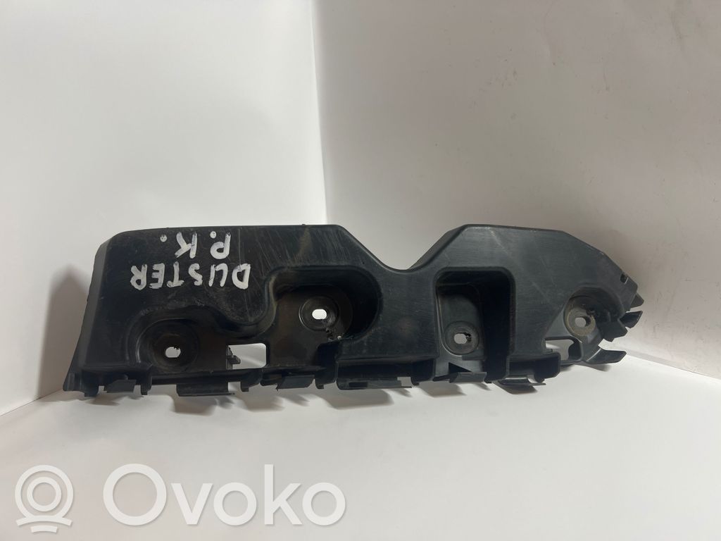 Dacia Duster Front bumper mounting bracket 