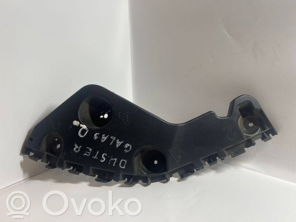 Dacia Duster Uchwyt / Mocowanie zderzaka tylnego 