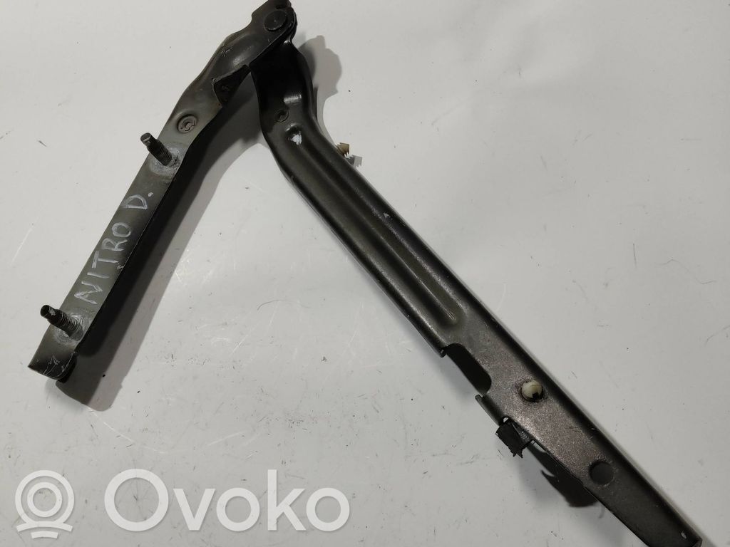 Dodge Nitro Engine bonnet/hood hinges 