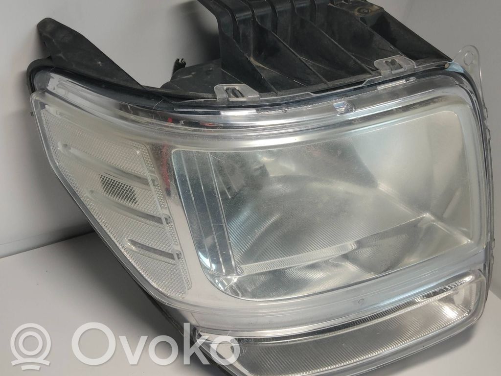 Headlight/headlamp   300132A