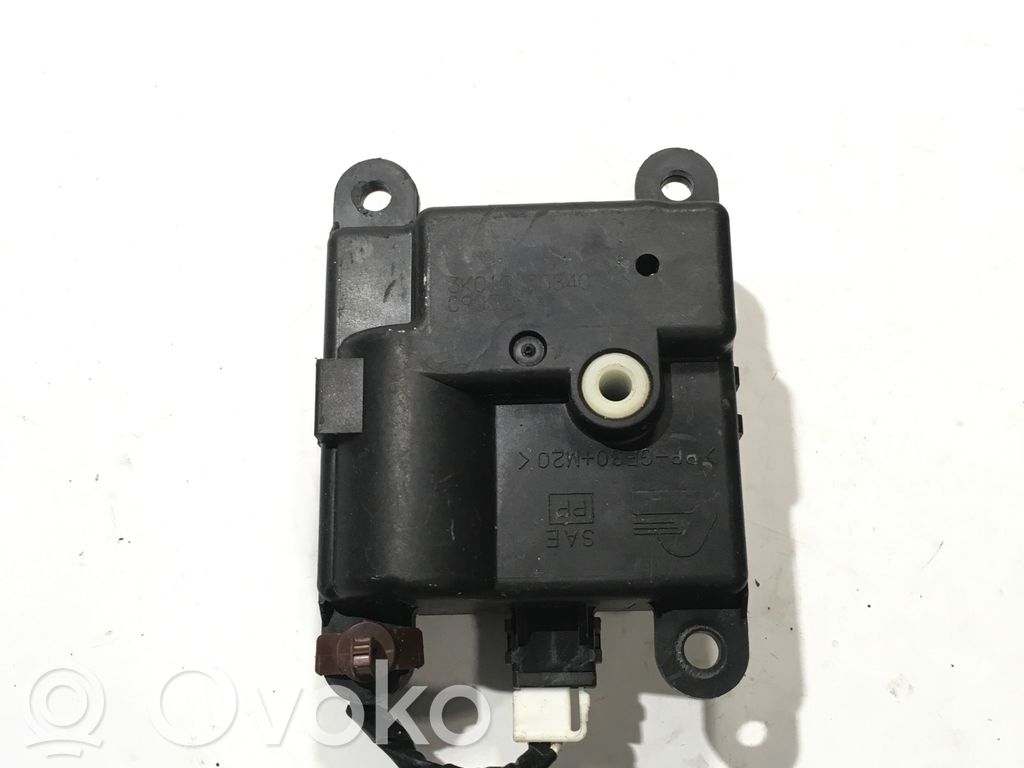 Nissan X-Trail T31 Motor/actuator clapetă aer 