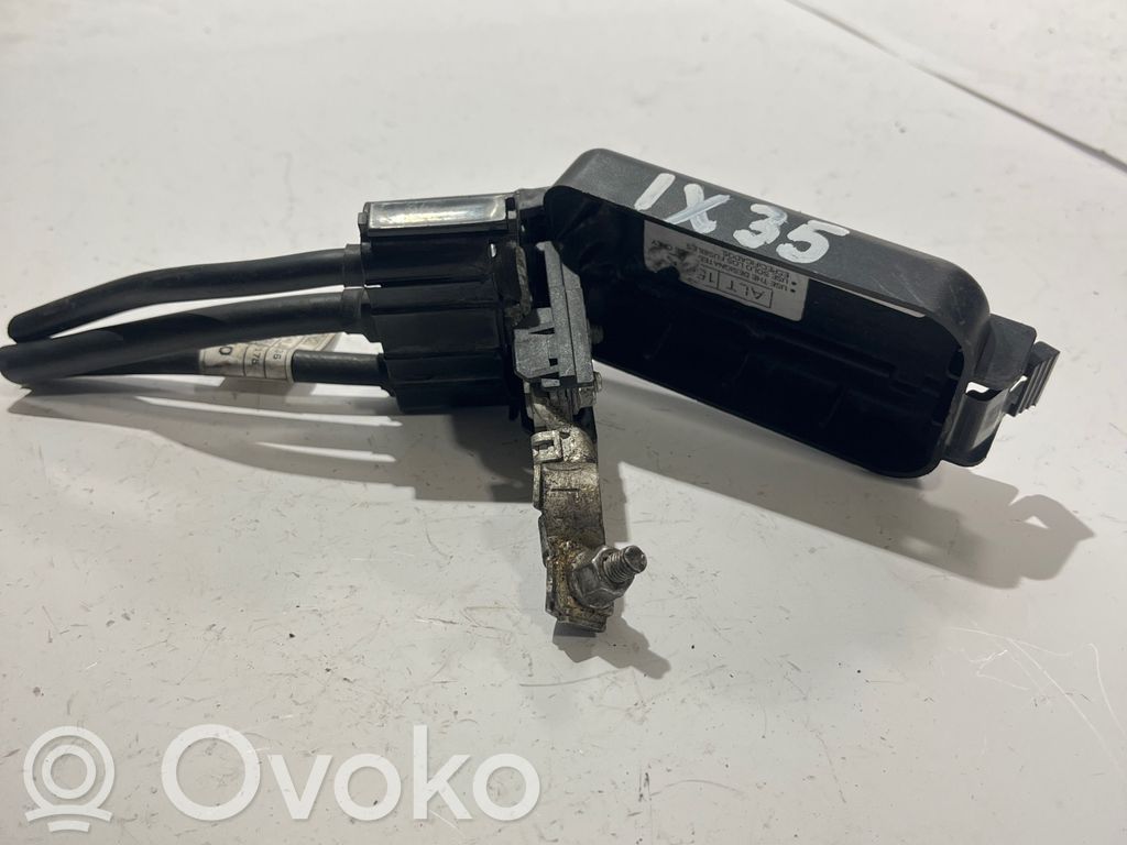 Hyundai ix35 Plus / Klema / Przewód akumulatora 