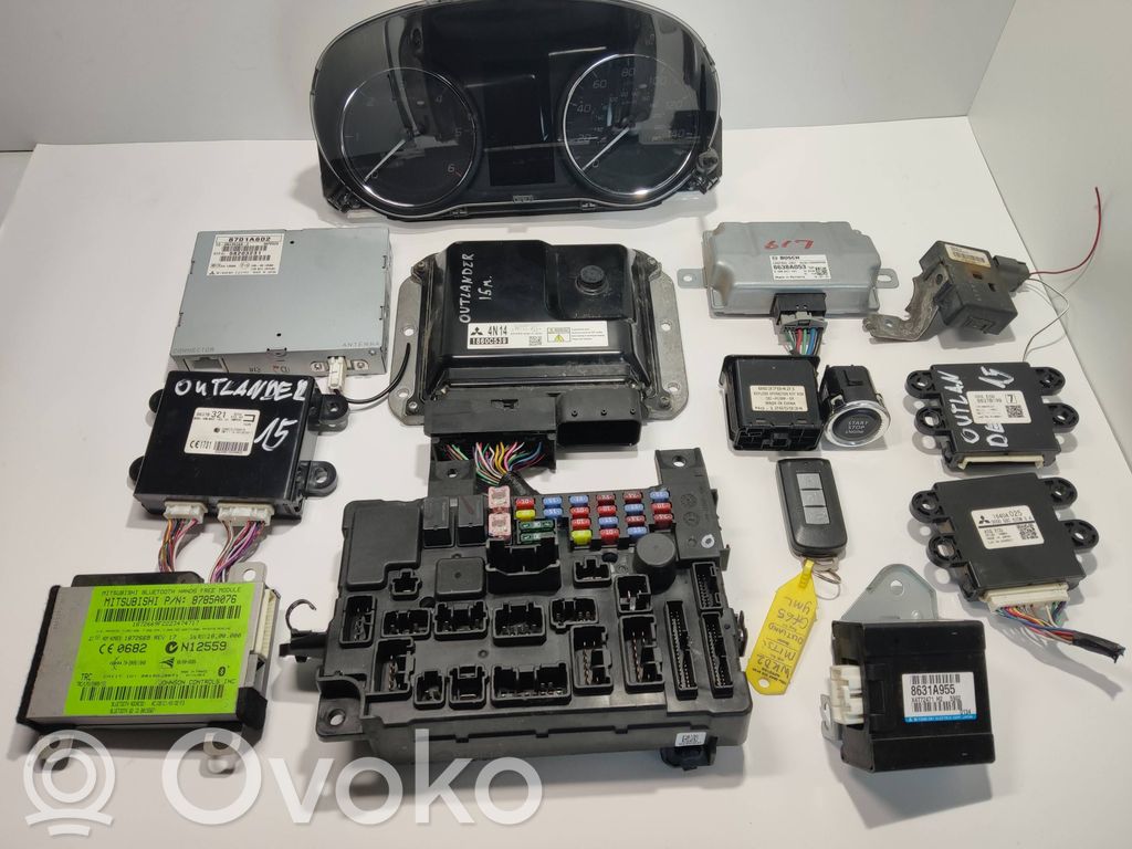 Mitsubishi Outlander Engine ECU kit and lock set 