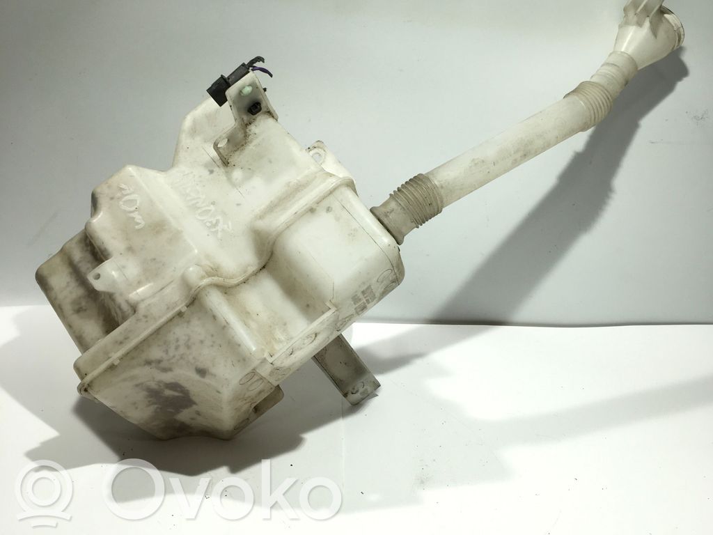 Mitsubishi Outlander Бачок оконной жидкости 