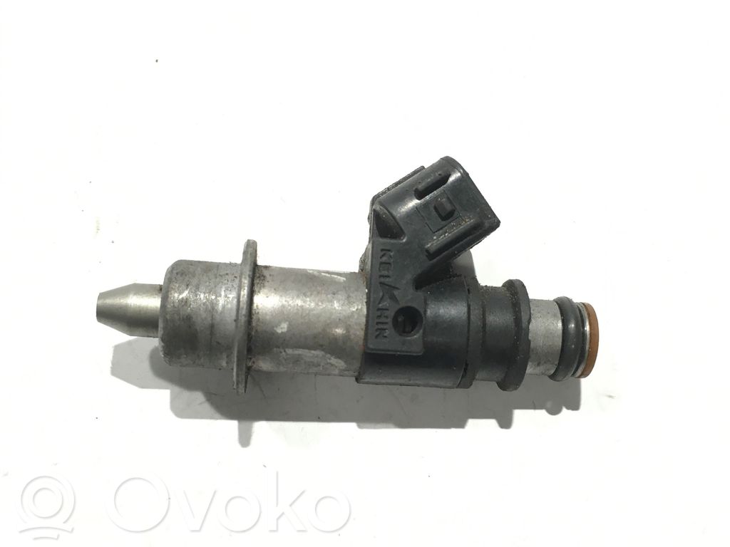 Inyector de combustible