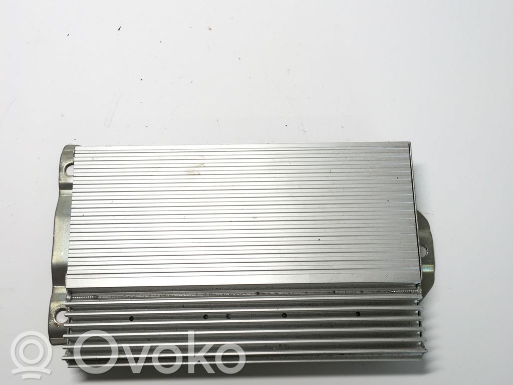 Dodge Nitro Sound amplifier 
