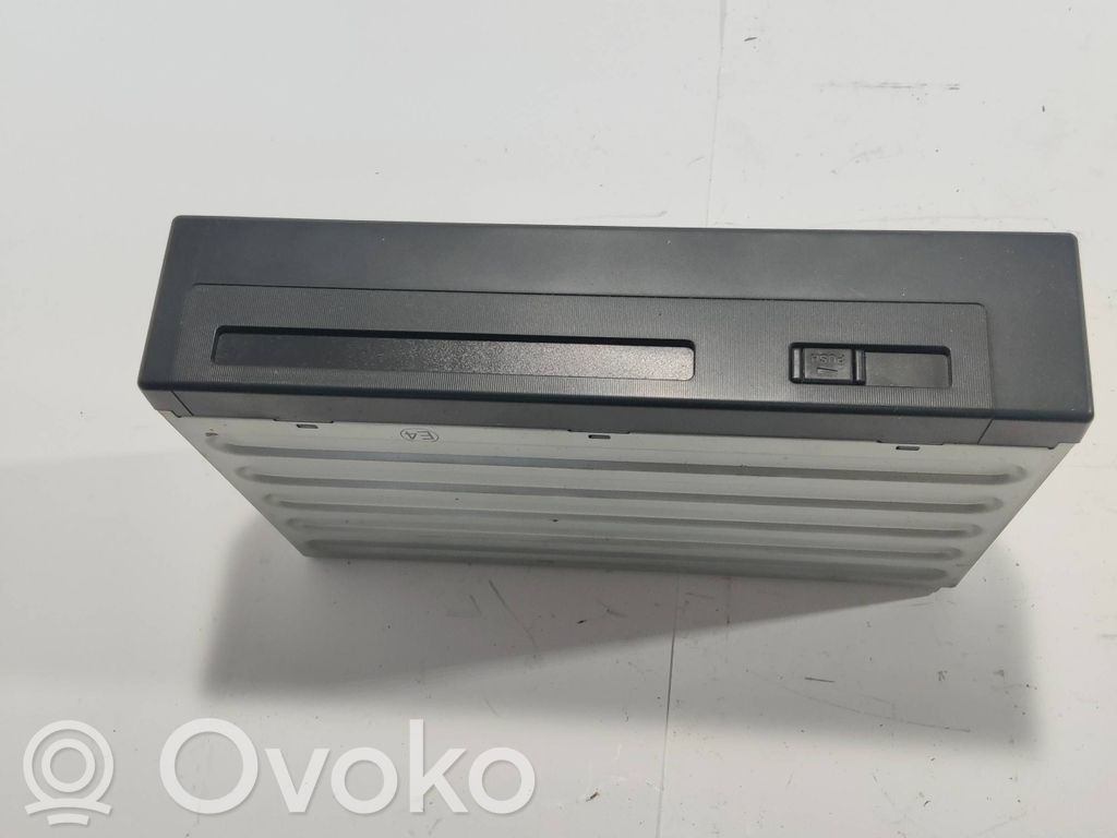 Toyota Land Cruiser (J120) Navigation unit CD/DVD player 