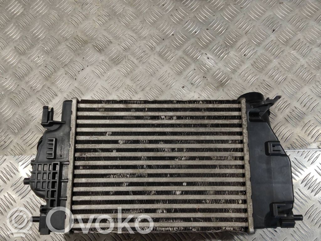 Nissan Qashqai Interkūlerio radiatorius 