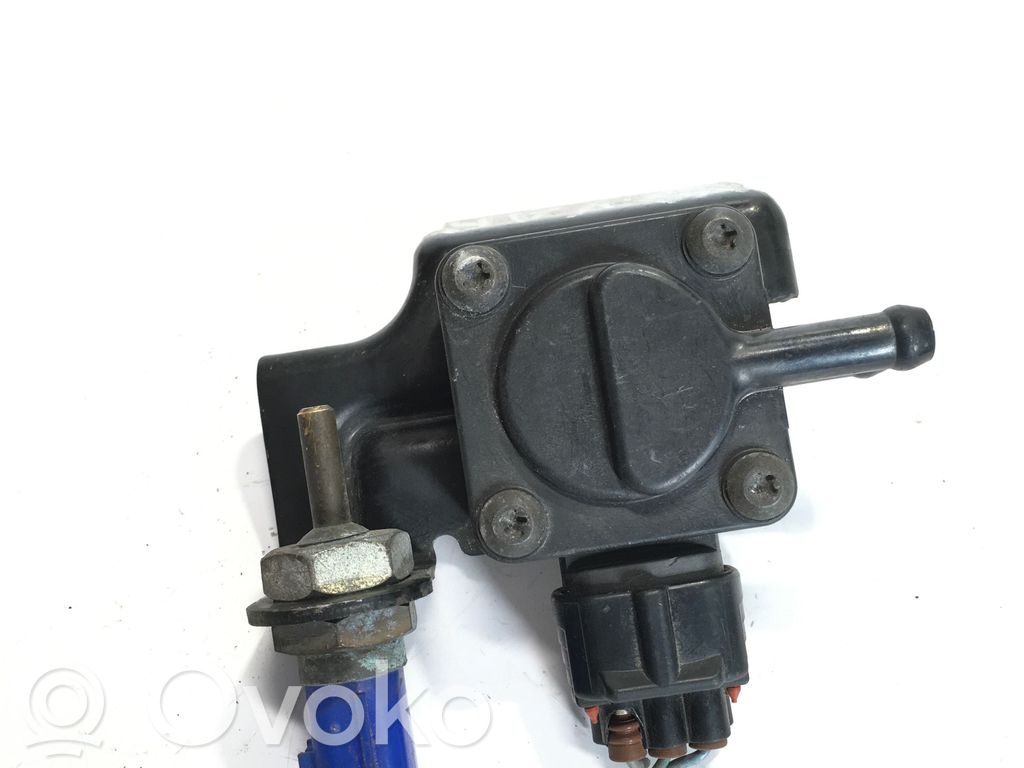 Nissan Navara D40 Izplūdes gāzu spiediena sensors 