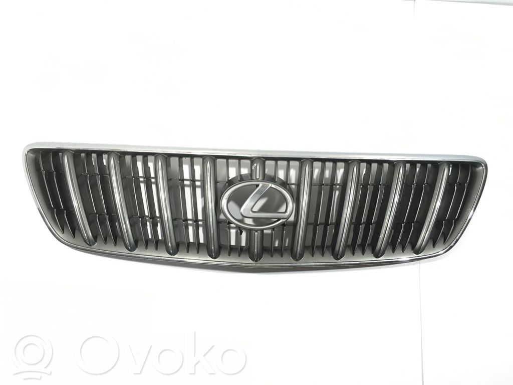 Lexus RX 300 Etusäleikkö 