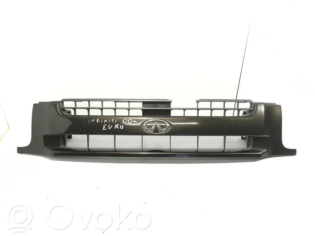 Infiniti QX4 Grilă față 