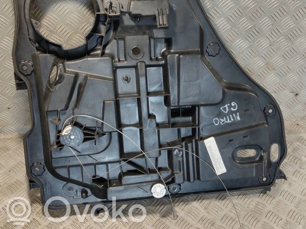 Dodge Nitro Elektryczny podnośnik szyby drzwi tylnych 